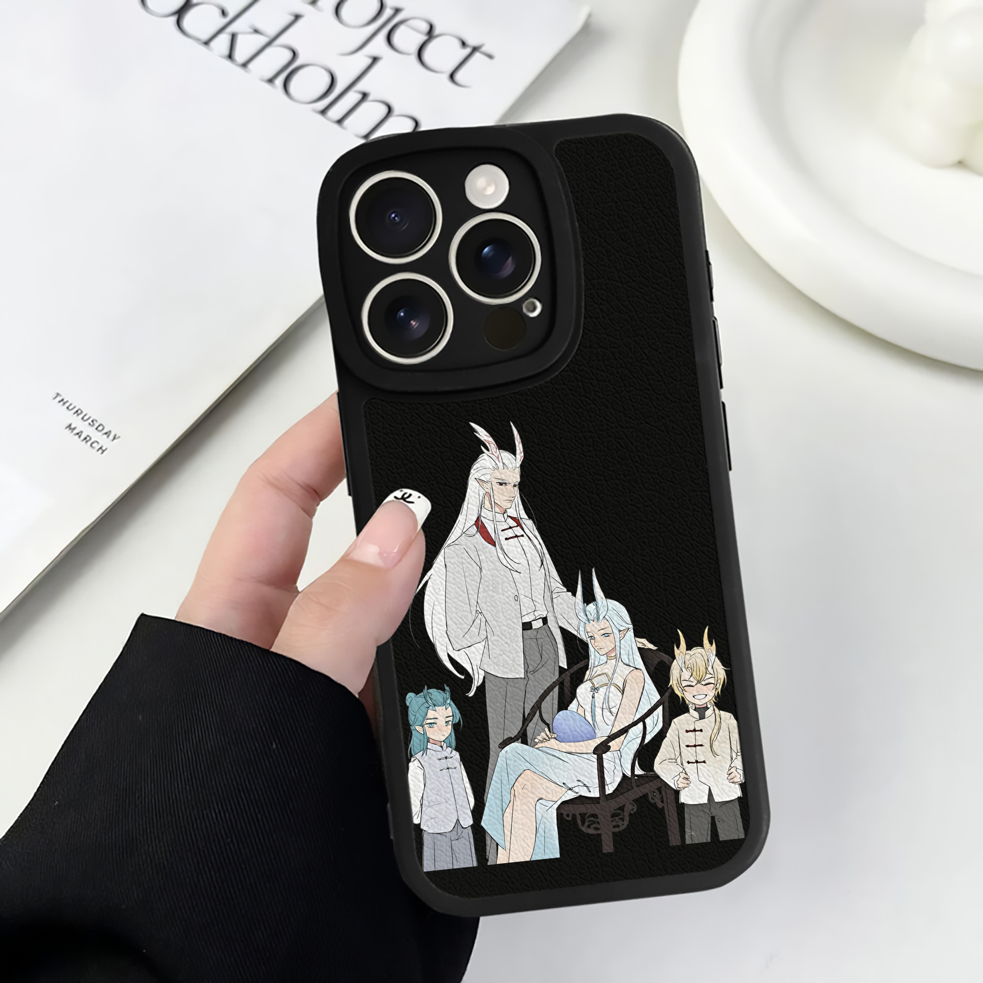 （画像用） Ne Zha 2 ナタ 魔童の大暴れ 【iPhone 16シリーズ対応】シリコンスマホケース（レザー調） 材質：シリコン